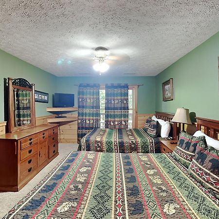 Above The Clouds, 4 Bedrooms, Pool Access, Private, Gaming, Sleeps 16 Гатлинбург Экстерьер фото