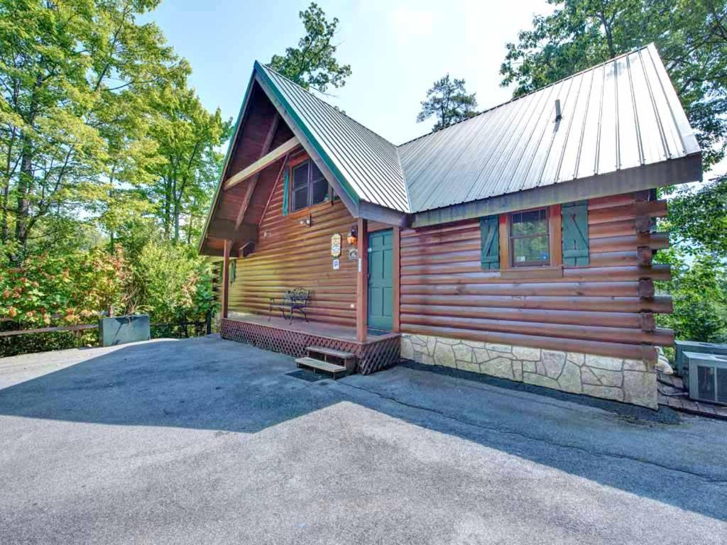 Above The Clouds, 4 Bedrooms, Pool Access, Private, Gaming, Sleeps 16 Гатлинбург Экстерьер фото