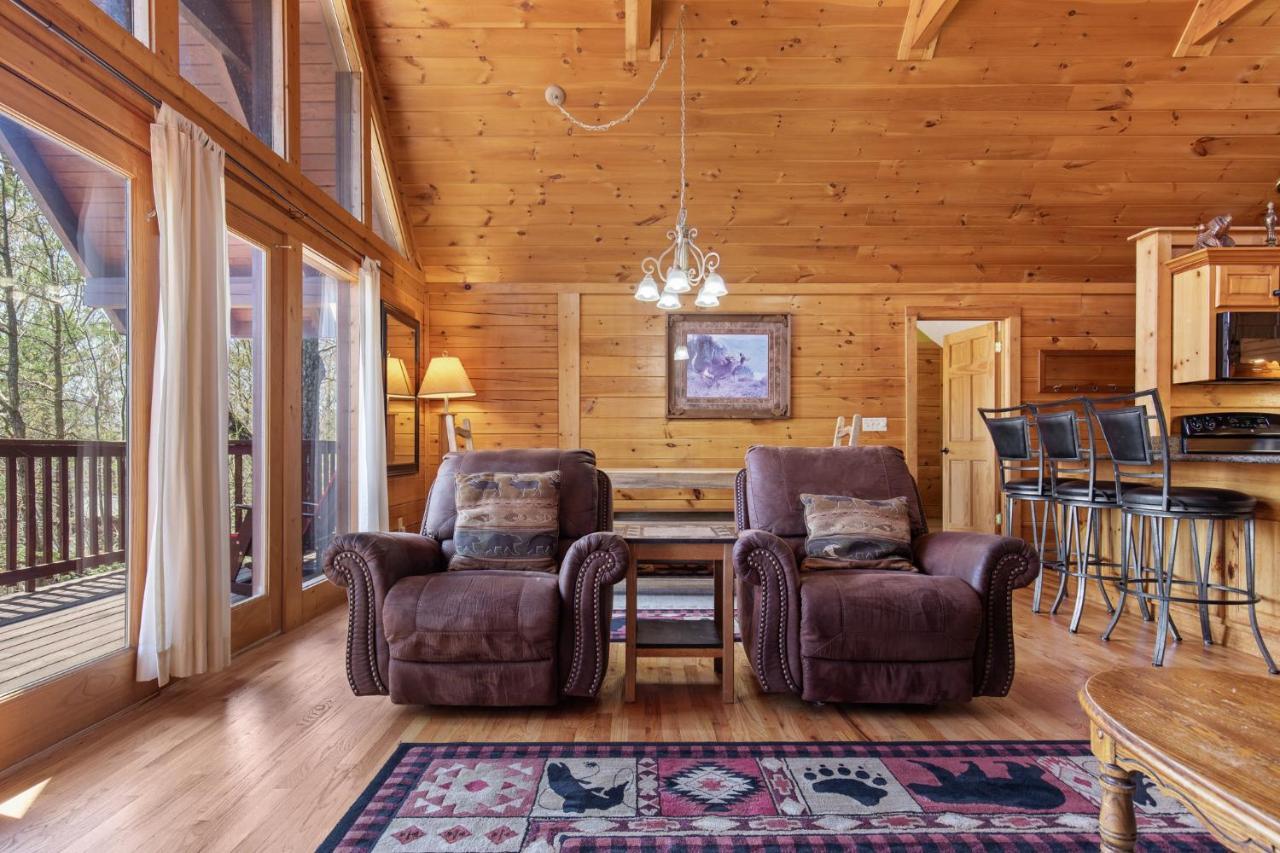 Above The Clouds, 4 Bedrooms, Pool Access, Private, Gaming, Sleeps 16 Гатлинбург Экстерьер фото