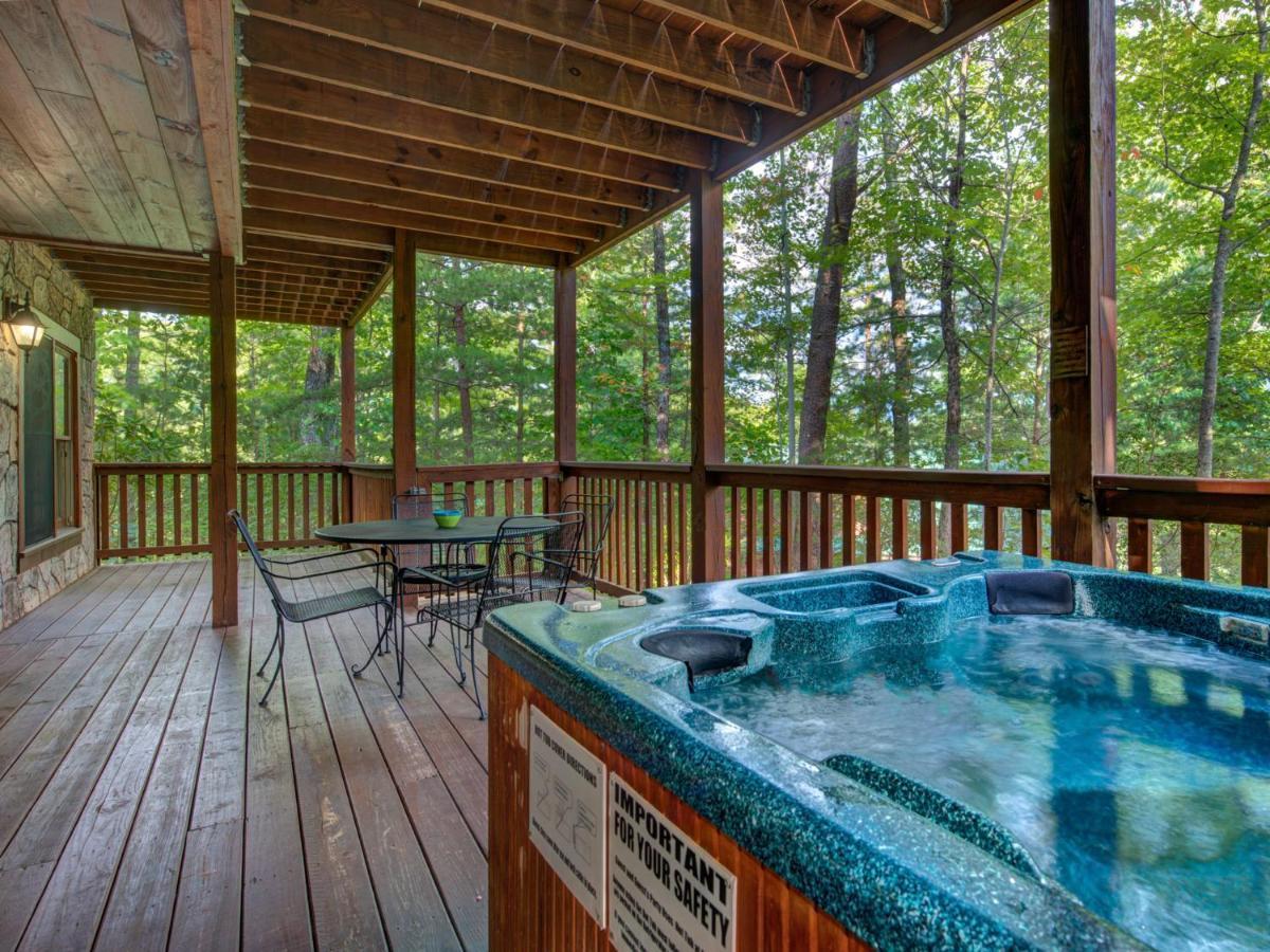 Above The Clouds, 4 Bedrooms, Pool Access, Private, Gaming, Sleeps 16 Гатлинбург Экстерьер фото