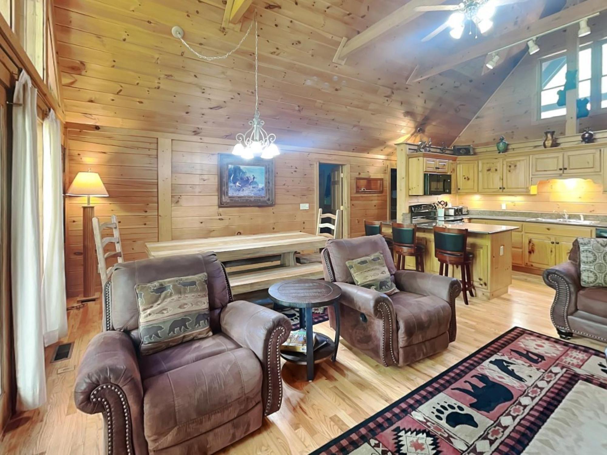 Above The Clouds, 4 Bedrooms, Pool Access, Private, Gaming, Sleeps 16 Гатлинбург Экстерьер фото