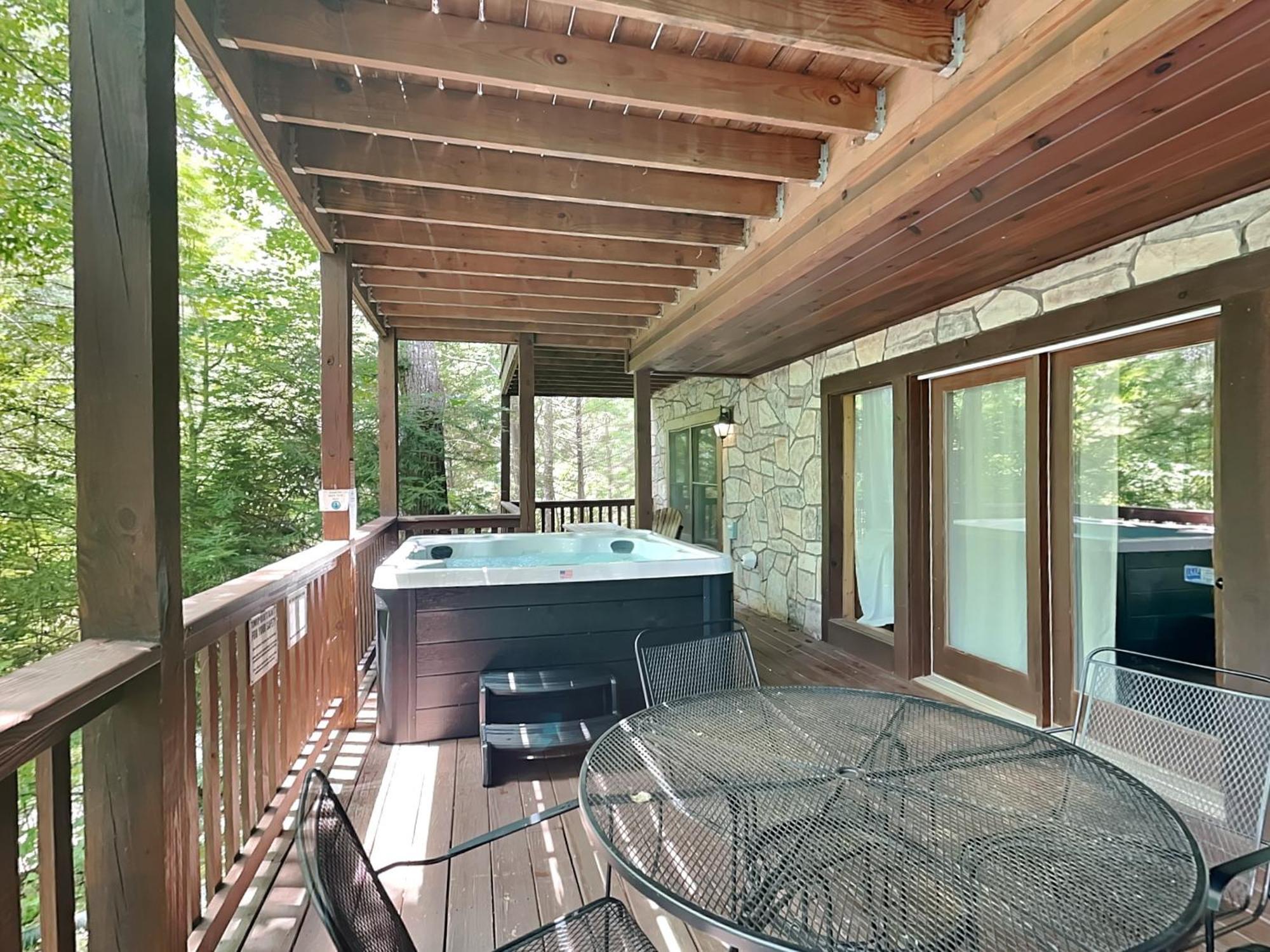 Above The Clouds, 4 Bedrooms, Pool Access, Private, Gaming, Sleeps 16 Гатлинбург Экстерьер фото