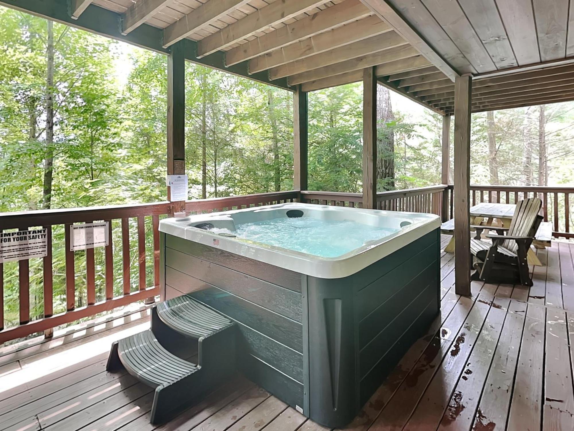 Above The Clouds, 4 Bedrooms, Pool Access, Private, Gaming, Sleeps 16 Гатлинбург Экстерьер фото
